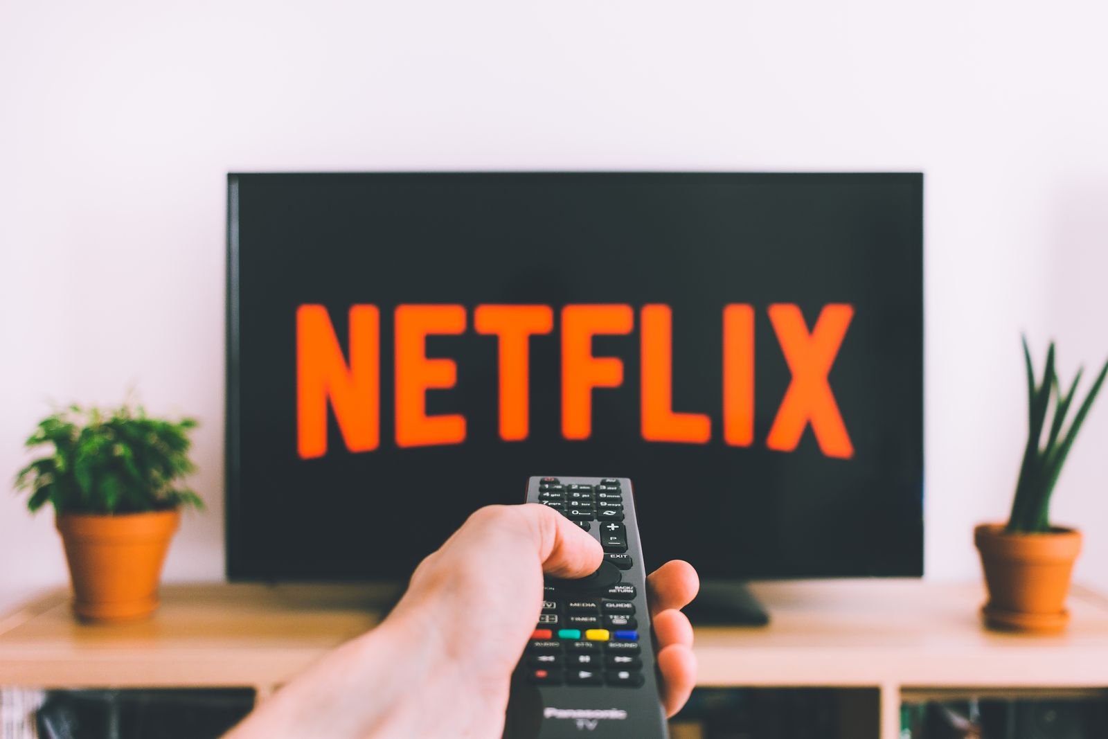 Netflix kontakt – numer telefonu, infolinia i czat w Polsce
