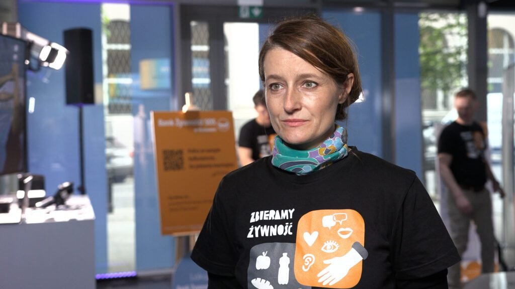 W Polsce marnują się miliony ton żywności rocznie. Największym problemem nie są sklepy, lecz domowe zakupy