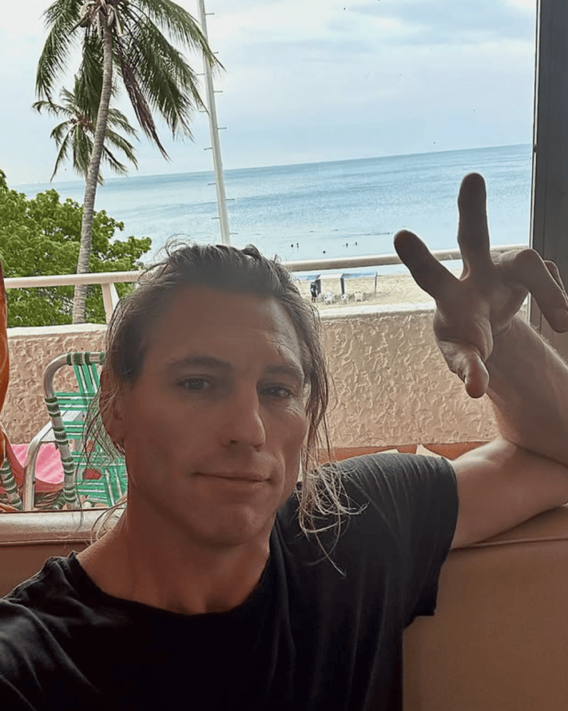 Max Hodges – wiek (45 lat), kariera i życie prywatne. Kim jest z TMZ?