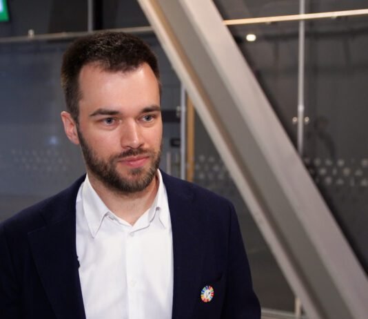 Zwrot konsumentów ku białkom roślinnym nabiera tempa. Producenci stawiają na nowe źródła Godzinnik