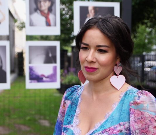 Tamara Gonzalez Perea: Moda gryzie własny ogon. Mamy powrót rybaczków i frywolności lat 90. Godzinnik