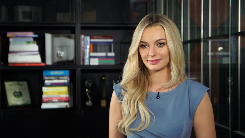 Karolina Bielawska będzie jurorką podczas 75. edycji konkursu Miss World w Wietnamie. Przyjrzy się projektom charytatywnym uczestniczek