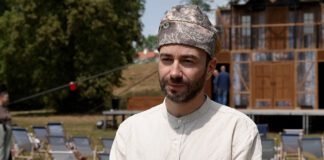 Michał Podsiadło apeluje o wsparcie dla artystów. Katarzyna Kołeczek już oszczędza na godną emeryturę Godzinnik