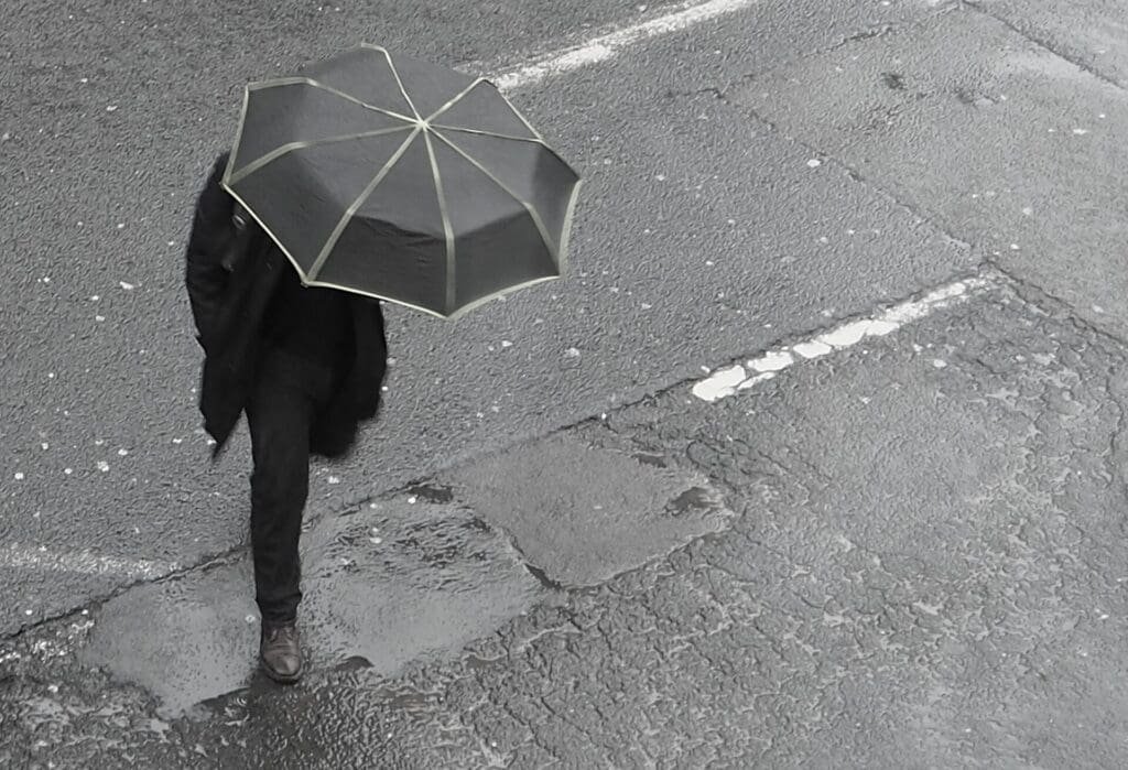 Parasol będzie potrzebny codziennie. Pierwszy tydzień września bardziej jesienny niż letni