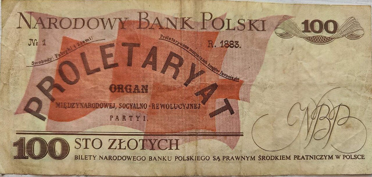 Czternasta emerytura trafia właśnie na konta seniorów. Sprawdź kwotę, terminy i to, kto nie dostanie ani złotówki