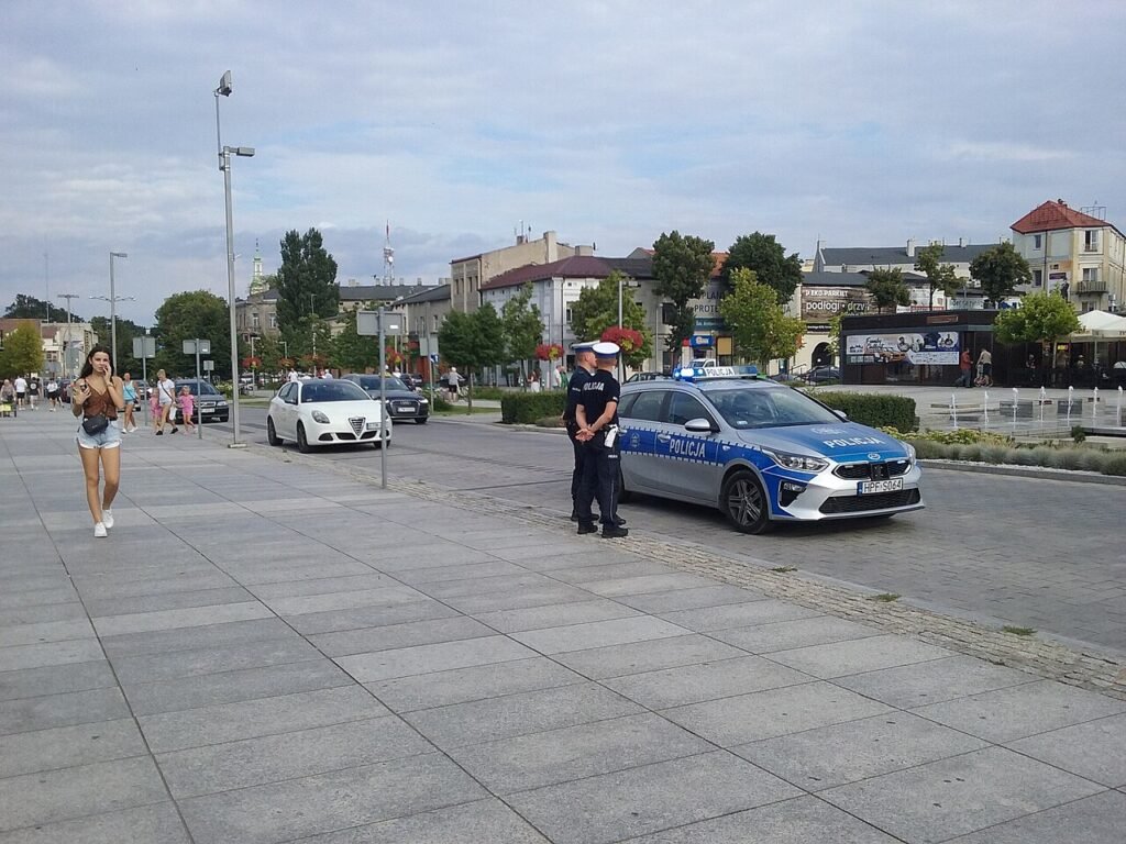 Chciał śmierci pięciu osób, w tym sędziego i policjantek. „Cena nie gra roli” – wstrząsające kulisy sprawy ze Śląska Chciał śmierci pięciu osób, w tym sędziego i policjantek. „Cena nie gra roli” – wstrząsające kulisy sprawy ze Śląska