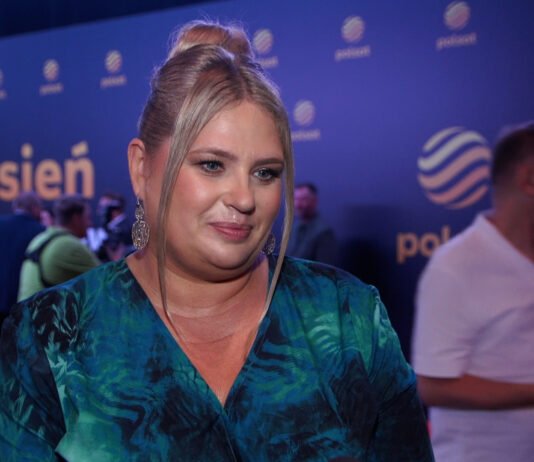 Elżbieta Romanowska: Niektóre rodziny z naszego programu już nawet nie mają siły marzyć. Trudne doświadczenia na długo nas z nimi łączą Godzinnik