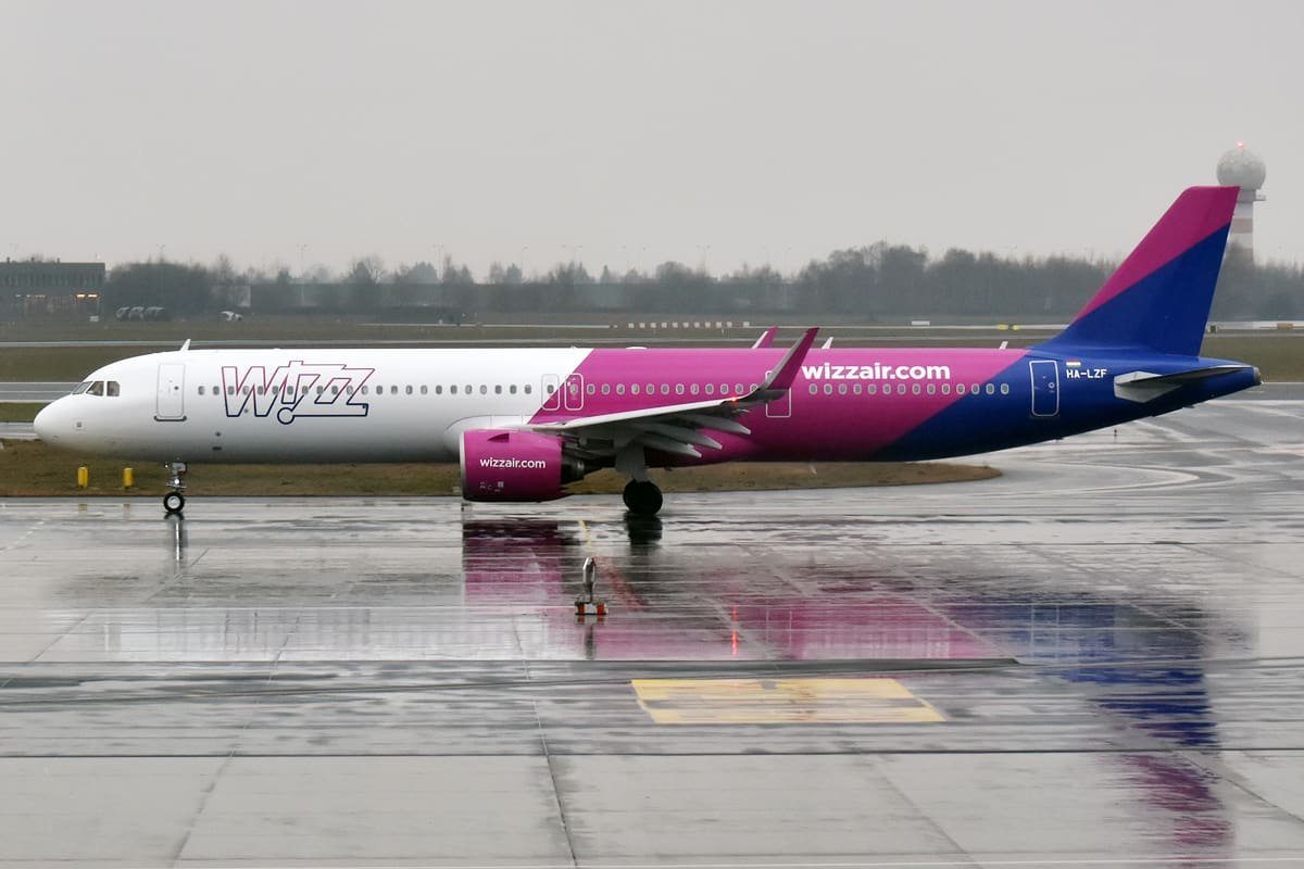 Bilet w nieznane z Warszawy. Wizz Air po raz pierwszy organizuje w Polsce lot niespodziankę, konkurs kończy się dziś