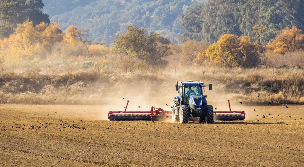 Zaorał świeży asfalt i stracił ukochanego Ursusa. Sąd zdecydował, co dalej z ciągnikiem rolnika z Gliwic Zaorał świeży asfalt i stracił ukochanego Ursusa. Sąd zdecydował, co dalej z ciągnikiem rolnika z Gliwic
